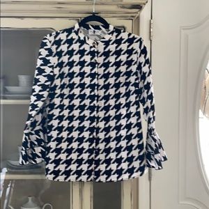 ⭐️Dainty Jewell blouse top